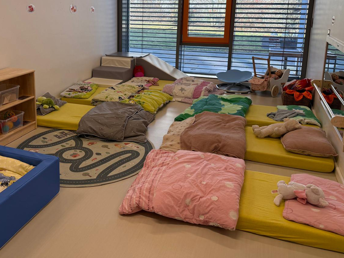 Kita Maulwurf Bild KK Schlafen.jpg