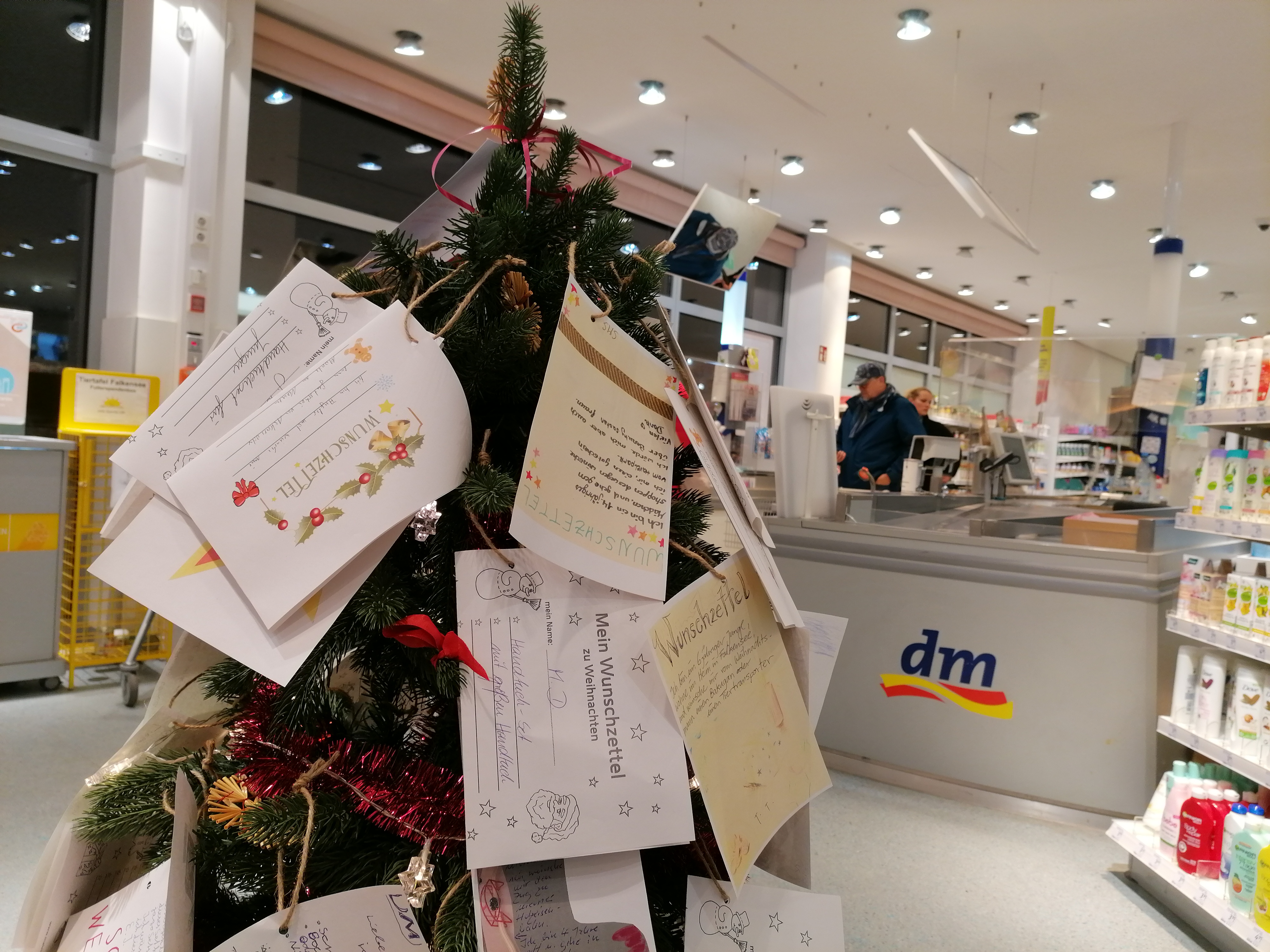 Weihnachtsaktion von dm Dallgow-Döberitz