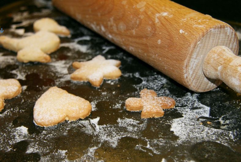 Bild Weihnachtsbäckerei.JPG