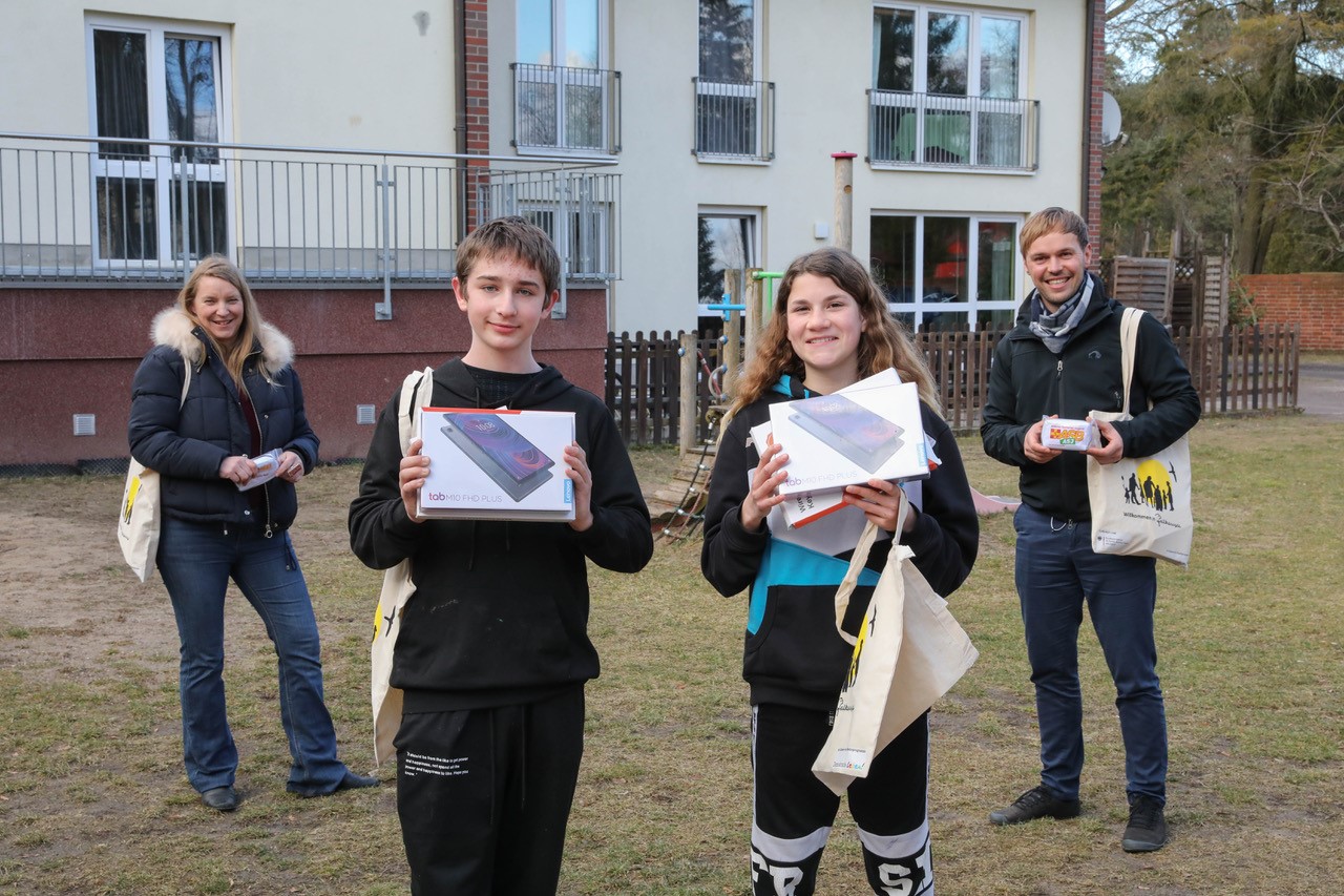 Tablets für die Kinder des ASB