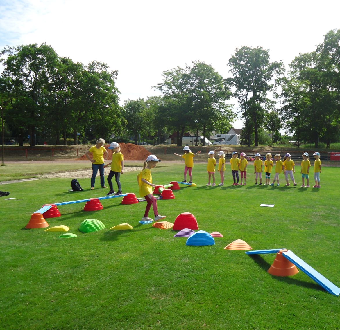 Kinder Olympiade Mauslwurf xx.jpg