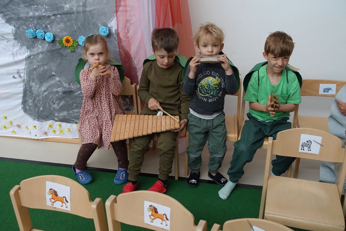 Kinderoper_1943.JPG