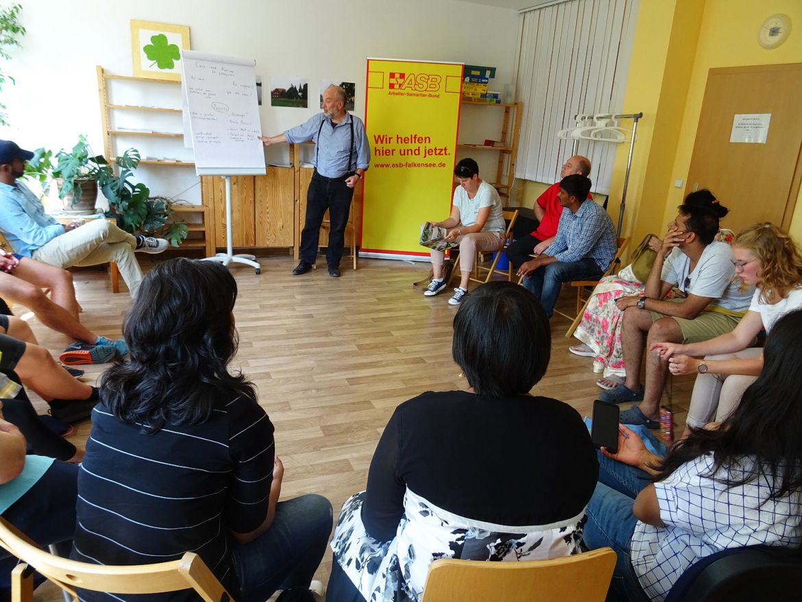 Indische Jugendgruppe zu Gast beim ASB Falkensee