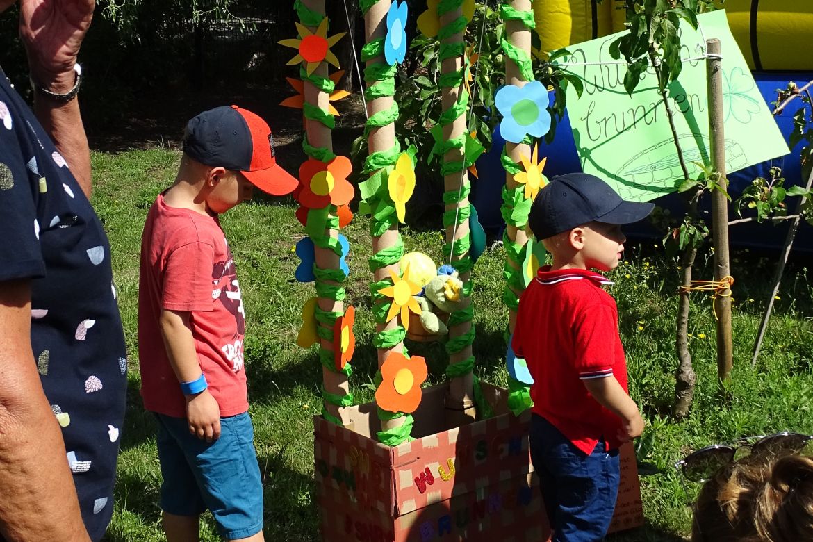 Sommerfest_Wunschbrunnen.JPG