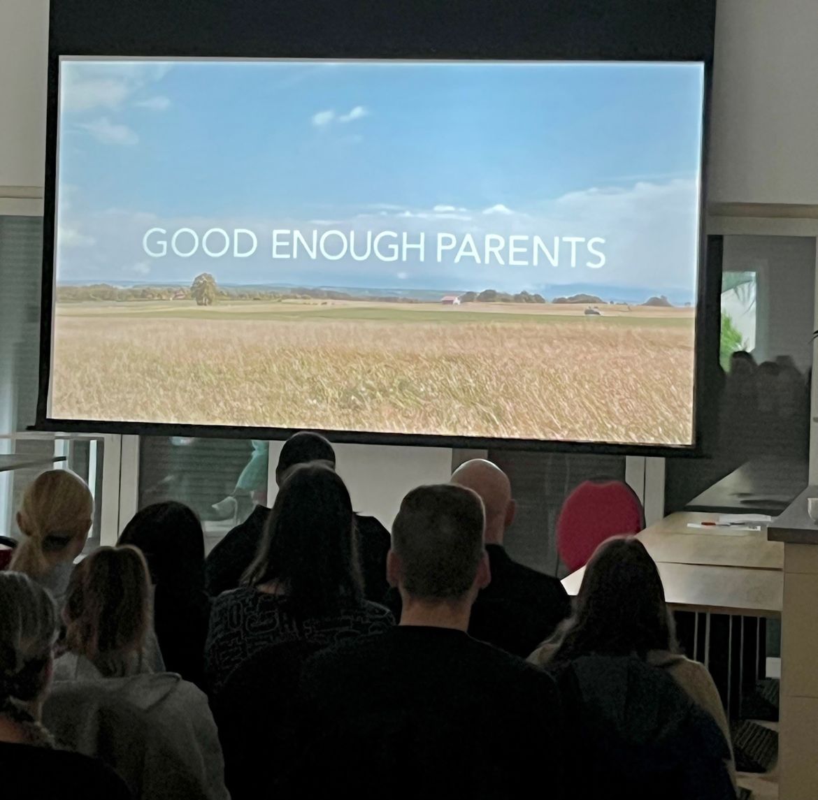 Bild Film im Familiencafé 1.jpg